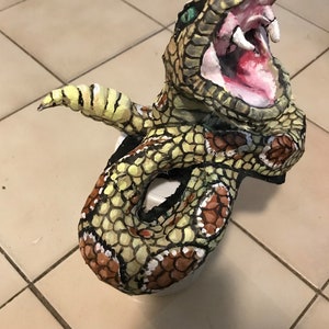 Masque de serpent à sonnette, masque de serpent, papier mâché, portable image 3