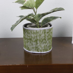 Storage Basket, Rug Design Planter, Plant Pot Cover, Organizer Baskets, 6x7 Inches, Handmade Basket, Flower Vases, 18