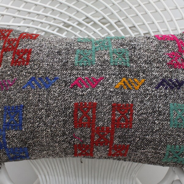 16x24 gray kilim pillow throw pillow embroidered kilim pillow geometric pillow 16x24 multicolored pillow boho pillow indoor pillow 1661