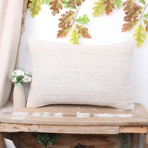 Poduszka turecka, ręcznie robiona poduszka kilim, poduszka boho 16x24, poduszka na sofę, beżowa poszewka na poduszkę, poduszka prostokątna, poduszka patchworkowa