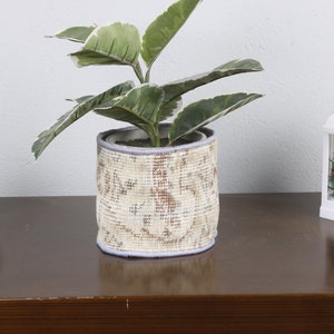 Rug Design Planter, Plant Pot Cover, Organizer Baskets, Handmade Basket, 6x7 Inches, Carpet Plant Basket, Decorative Plant Cover, 8