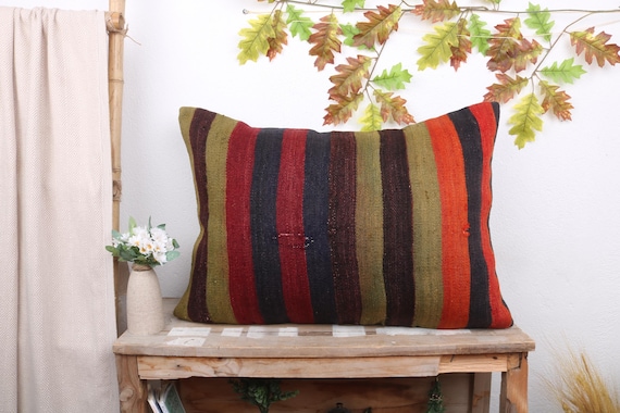 最終値下げ ビンテージキリムのクッション 最終値下げ ビンテージキリムのクッション Kilim Cushion – キリム屋
