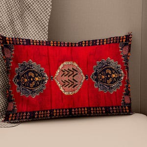 Red Patterned Printed Cushion Cover, Ethnic Decorative Throw Pillow for Couch or Sofa, Boho Vintage Style Washable Gift Pillow Home Decor