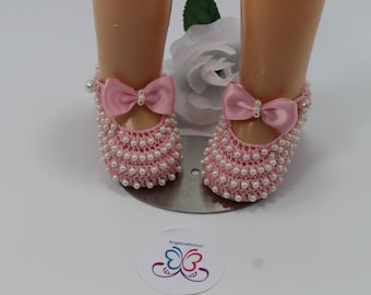 Baby girl crochet pearl shoes, pink pearl shoes , handmade