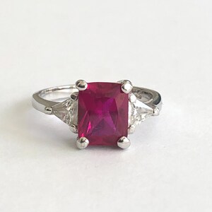 Size 7 Ring, 925 Sterling Silver, Pink and Colorless Stones Ring, Vintage, Pre-owned