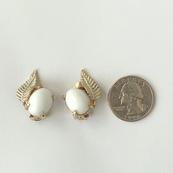 Marvella Clip On Earrings, White Bead and Feather… - image 2