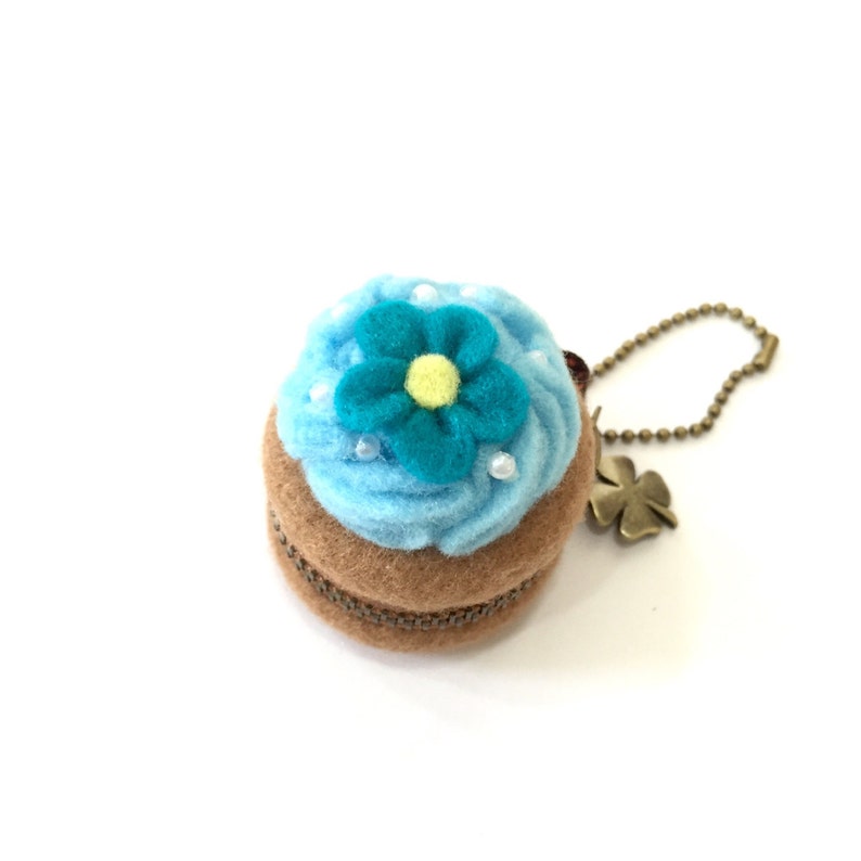macaron purse 4 cm Felt blue cupcake macaron coin purse felt cupcake travel jewelry case jewelry case