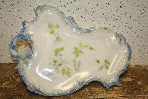 Vintage Milk Glass Dresser Tray Image 0