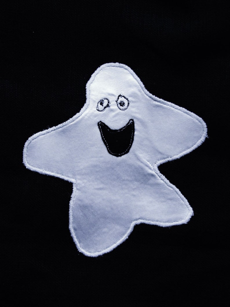 Trick or Treat Linen Goodie Bag Lined with Appliqued Happy Ghost and Nylon Cord Handles 18.5x28.5cm,