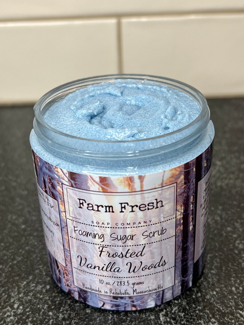 Frosted Vanilla Woods Foaming Sugar Scrub imagem 1