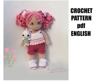 Patrón de crochet Tess, el patrón incluye muñeca, ropa y patito. Este patrón de crochet está disponible en INGLÉS (usando términos americanos)