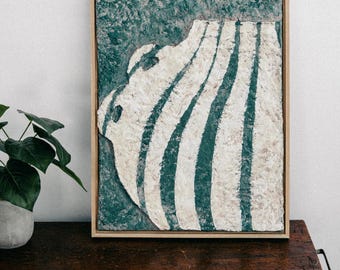 VAS · Gran cuadro texturizado nórdico, wabi sabi, rústico, primitivo, japandi, papel maché, escultura minimalista, hecho a mano, desgastado, verde