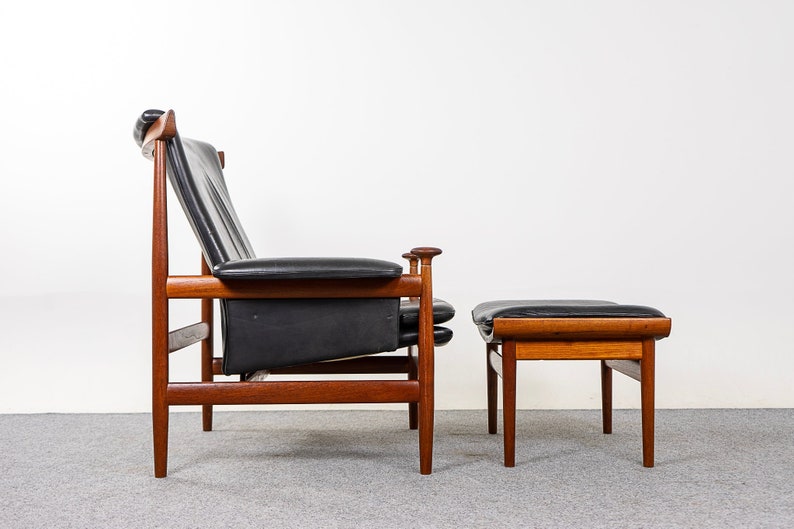Teak & Leather Bwana Chair by Finn Juhl 310-148 image 8