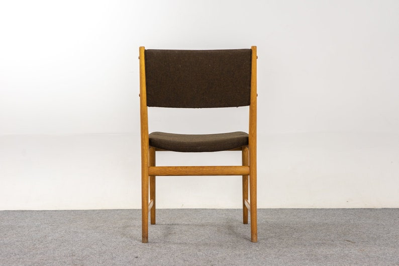 6 Oak Dining Chairs, by Kai Lyngfeldt Larsen 322-238 image 6