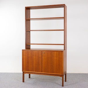 Teak Mid-Century Bookcase/Cabinet - (324-351)