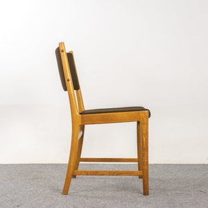 6 Oak Dining Chairs, by Kai Lyngfeldt Larsen 322-238 image 4