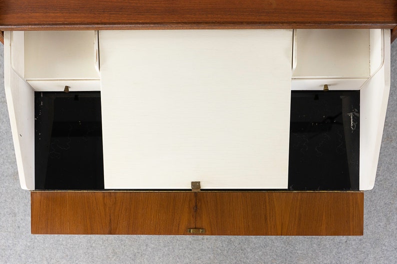 Mid-Century Modern Teak Vanity 322-152 image 6