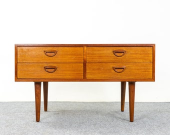 Teak Danish Bedside by Kai Kristiansen - (322-153)