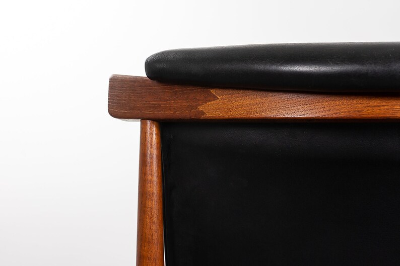 Teak & Leather Bwana Chair by Finn Juhl 310-148 image 9