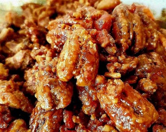 Maple Bacon Pecans-8 oz Resealable Bag, Texas Made Gourmet Praline Nuts, Sweet & Salty Southern Snack Gift, Small Batch Maple Candy Pecans