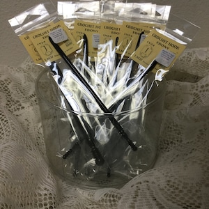 Lacis Rosewood and Ebony Crochet Hook