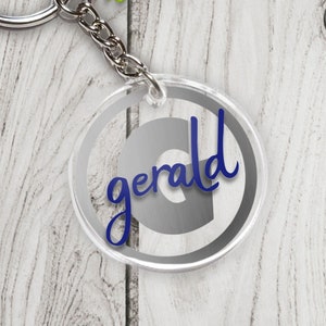 Llavero personalizado con nombre inicial y monograma, vinilo acrílico personalizado