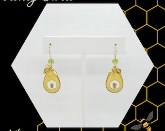 Honey Sweet Collection Item 14 Preserved Dried Wild Flowers Honey Sparkle and Clear Resin Honeycomb Hexagon Bee Inspired