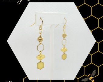 Honey Sweet Collection Item 10 Preserved Dried Wild Flowers Honey Sparkle and Clear Resin Honeycomb Hexagon Bee Inspired