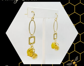 Honey Sweet Collection Item 3 Preserved Dried Wild Flowers Honey Sparkle and Clear Resin Honeycomb Hexagon Bee Inspired