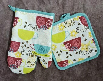 Kitchen Pot Holder and Oven Mitt Cafe Coffee