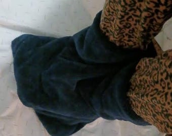 Cold Feet Slip Warmer Cuddlers Blanket for Chili Days Sleeping Relaxing Resting