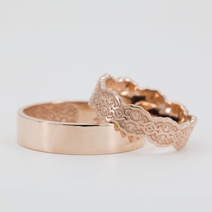 Rose Gold His and Hers Wedding Bands, Rose Gold Ring Set, Comfort Fit, Lace Ring, Set of Wedding Rings, Set of Wedding Bands, His and Hers