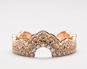 Curved Wedding Ring, Lace Wedding Band, Lace Crown Ring, Diamond Crown Ring, Rose Gold Curved Ring