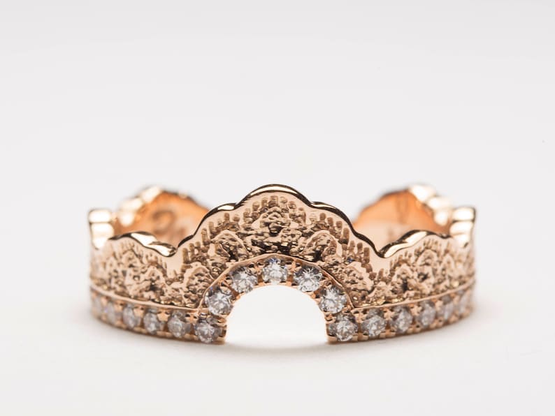 Curved Wedding Ring Lace Wedding Band Lace Crown Ring Etsy