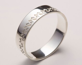 14K White Gold Mens Wedding Band: Textured Wave Ring