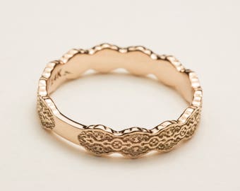 Frauen-Hochzeitsband, Rose Gold Art-Deco-Ring, Art-Deco-Ehering, komplizierte Spitze Ring, zierliche Gold-Ring, schmale Ring, zierliche Ring, dünn