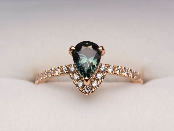 pear shaped sapphire ring