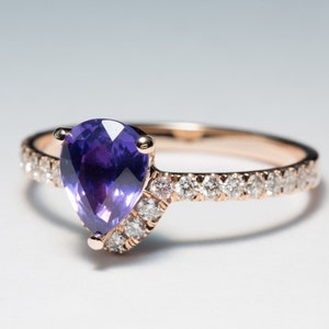 Kleur veranderende saffier ring, paars blauwe saffier, peer verloving ring, kleur veranderende ring, kleur veranderende steen, unieke kleur saffier afbeelding 8