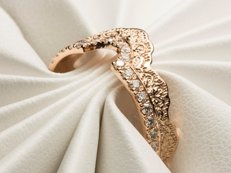 Curved Wedding Ring Lace Wedding Band Lace Crown Ring Etsy