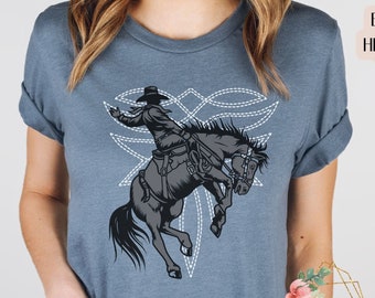 Camisa con puntada de bota, linda camiseta del oeste, regalo de rodeo BRONC, ropa bohemia de vaquera, atuendos de música country para caballos salvajes, camiseta de viaje a Nashville, Texas Ranch