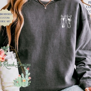 Custom Embroidered Horse Sweatshirt, Comfort Colors Personalized Horse Unisex Sweatshirt, Custom Horse Sweatshirt, Horse Mom Gift