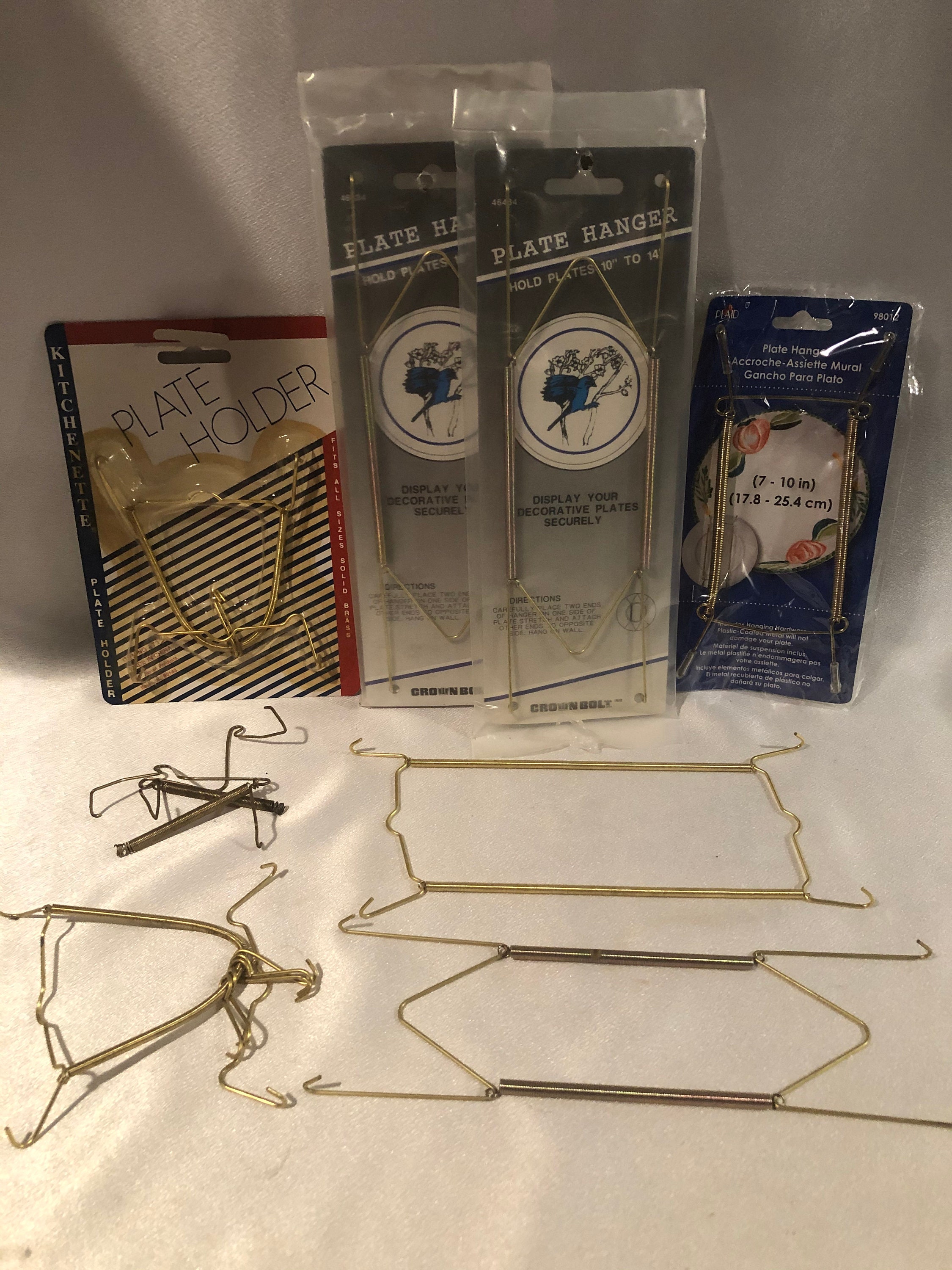 Vintage Assorted Wall Plate Hangers 6 Plate Hangers Plate Hangers