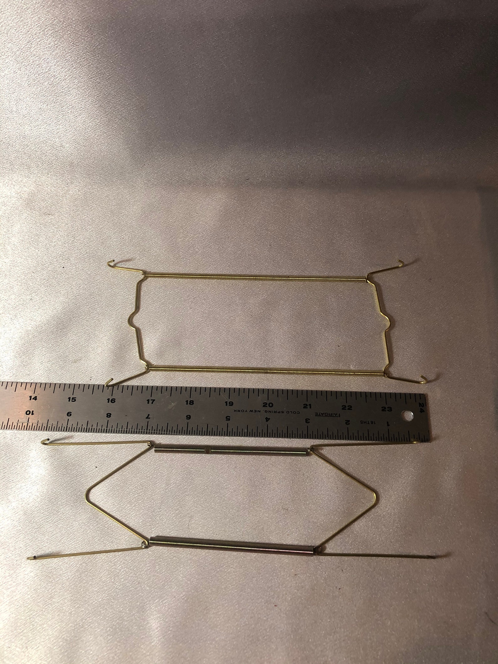 Vintage Assorted Wall Plate Hangers 6 Plate Hangers Plate Hangers