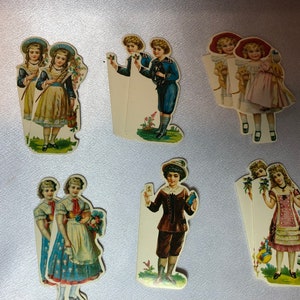 Vintage kartonnen uitgesneden cadeautags; Merrimack Publicaties; negen cadeautags, zes ontwerpen