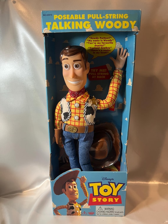 Toy Story Woody: Posable and Talkable Pull String Woody From Toy
