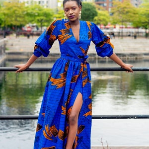 Robe longue Alisha Ankara, décolleté surplis, robe imprimée, robe froncée, robe imprimée africaine, robe ankara, robe longue, vêtements africains image 1