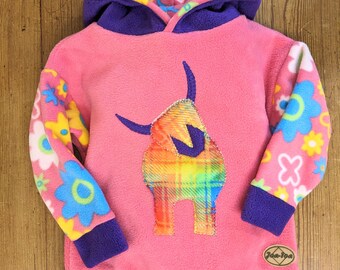 Kids pink Highland coo  fleece hoodie