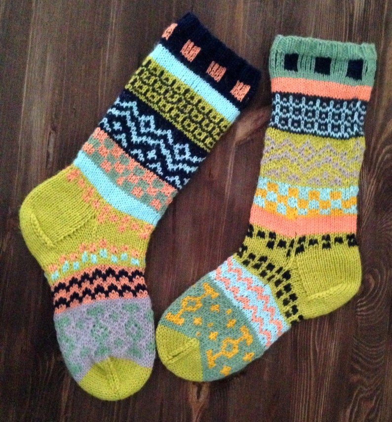 Download Color Bomb Socks PDF Knitting Pattern Women Colorful Hand ...