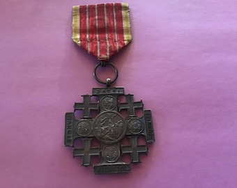 The Jerusalem Cross Medal With Ribbon - Awarded For Pilgrimages To The Holy Land/Message For Shipping Outside The U.S.