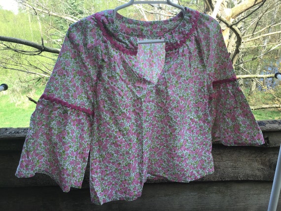 Vintage Handmade Pink Flowers Cotton CROP LENGTH … - image 7